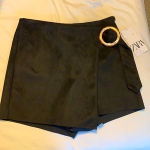 Zara black suede skort with tortoise belt loop